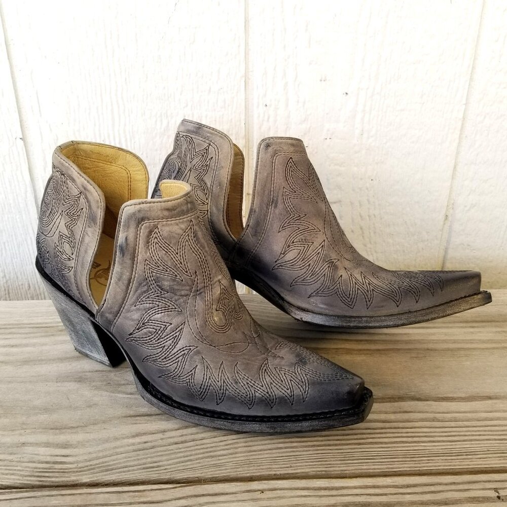 Gavel Dixon Womens Gray Leather Western Ankle Cut Out Bootie US 6 MX 23
